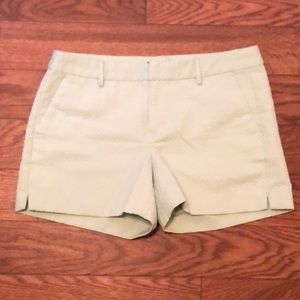 Banana Republic Shorts pale green, Size 8